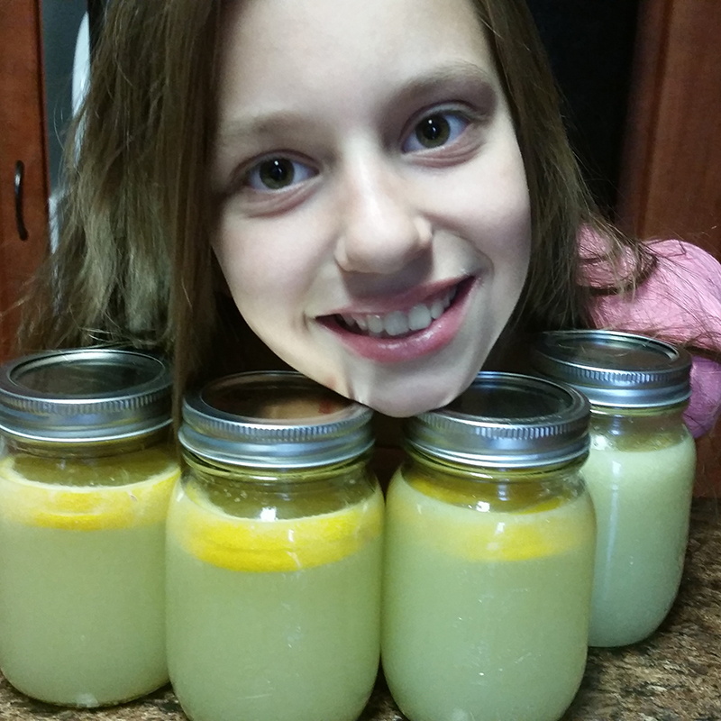 Homemade-lemonade-with-Olivia